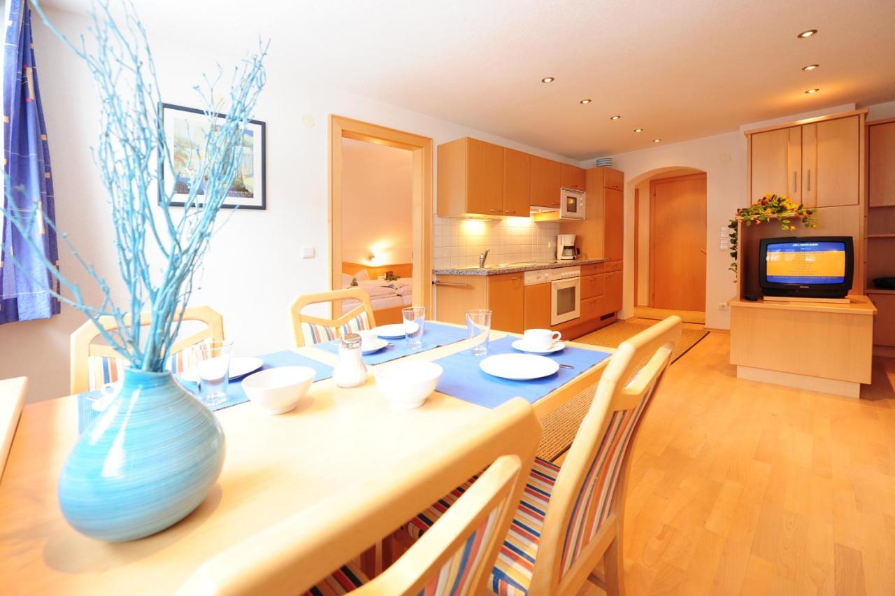Haus Enzian Bed & Breakfast St. Anton am Arlberg Cameră foto