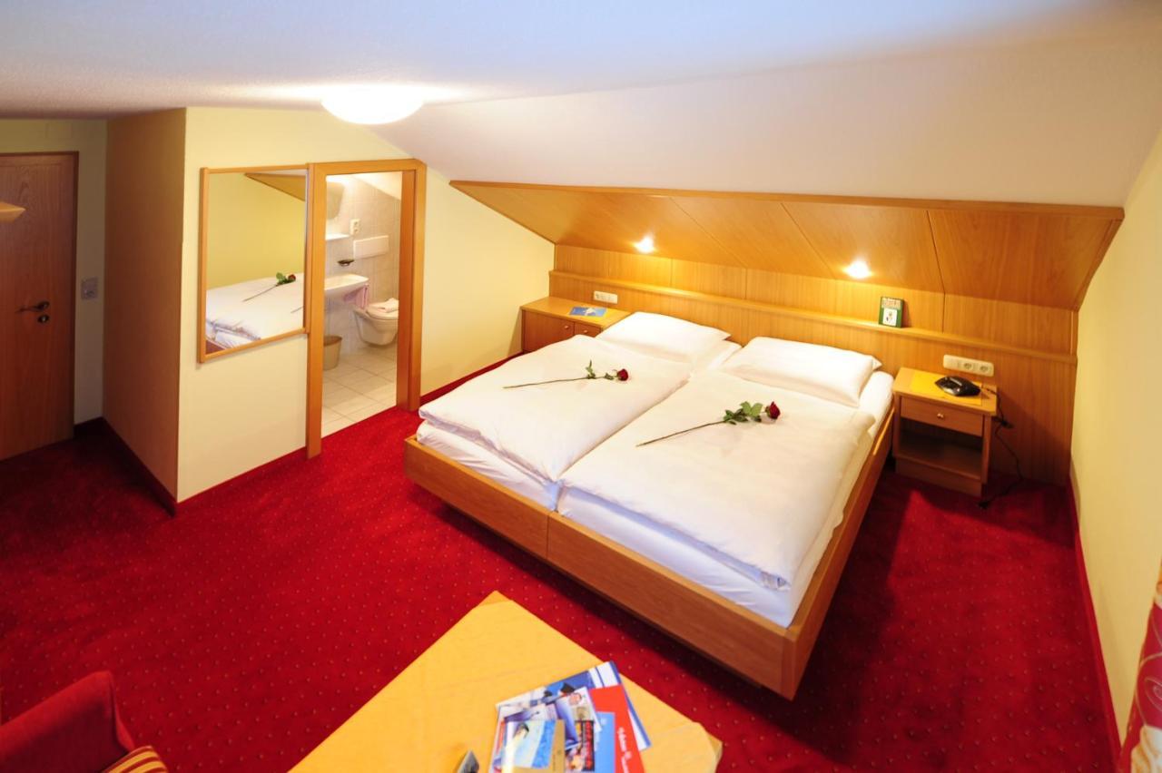 Haus Enzian Bed & Breakfast St. Anton am Arlberg Cameră foto