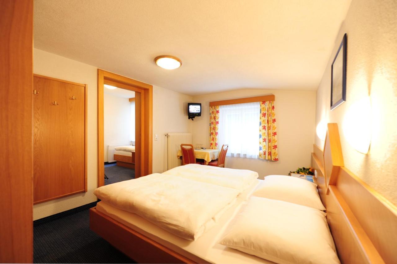 Haus Enzian Bed & Breakfast St. Anton am Arlberg Cameră foto