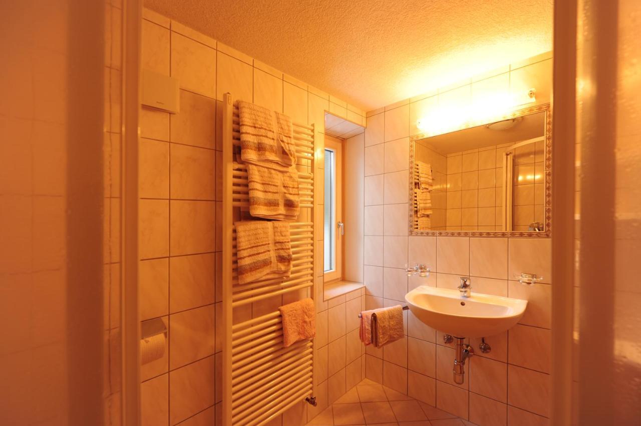 Haus Enzian Bed & Breakfast St. Anton am Arlberg Cameră foto